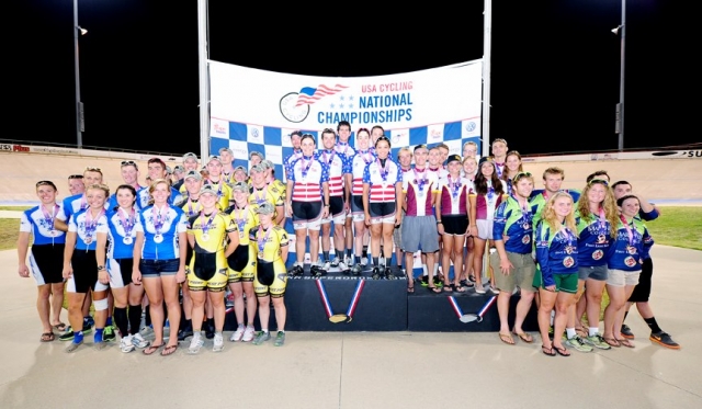 MIT wins the Division II team omnium!